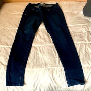 Jessica Simpson maternity medium jeans